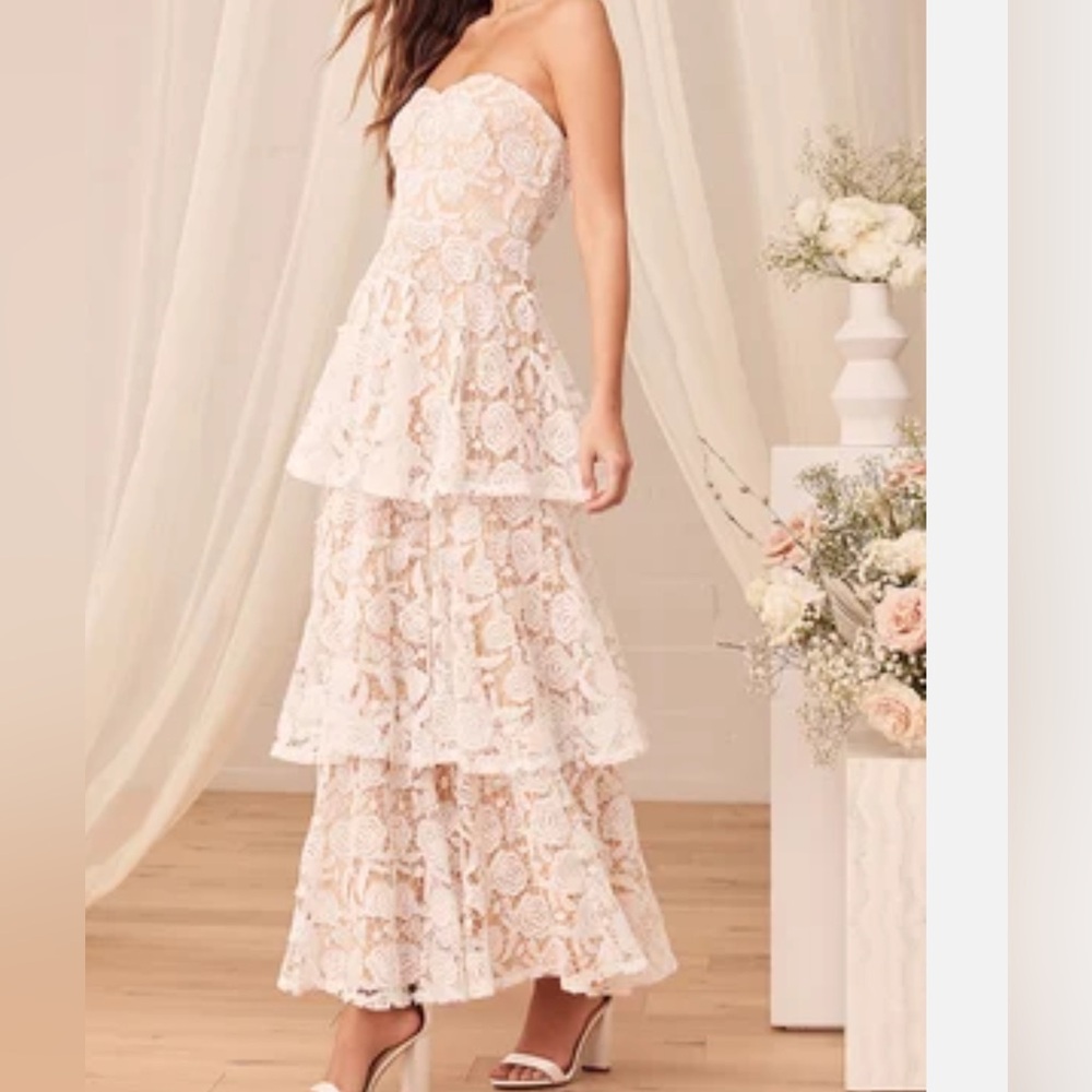 Elegant White Lace Tiered Dress